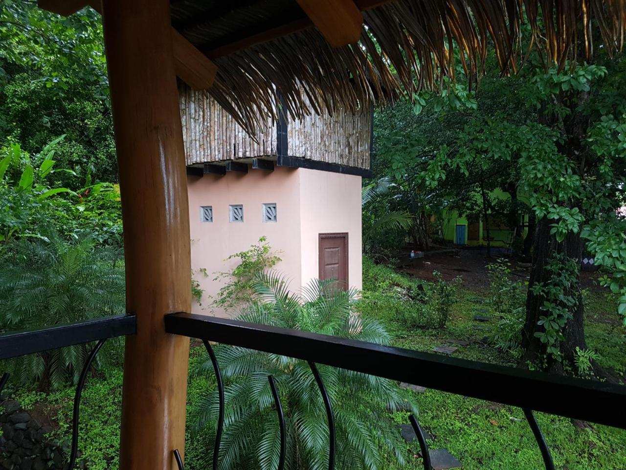 Bodhi Santa Catalina Hostel Exterior foto